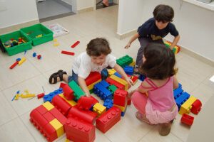 aulas de inglês para criança em casa